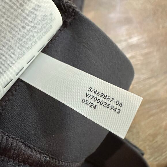 Athleta Breathe Longline Sports Bra A-C Cups Black Sand Matte Sheen L - Picture 8 of 8